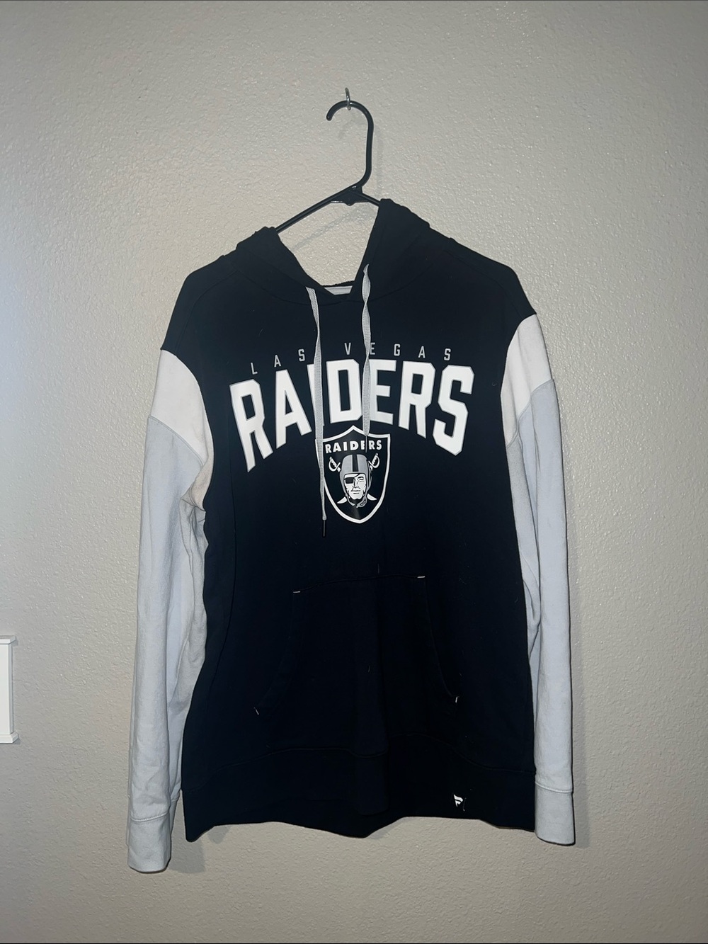Fanatics Las Vegas Raiders Black & White Sweater